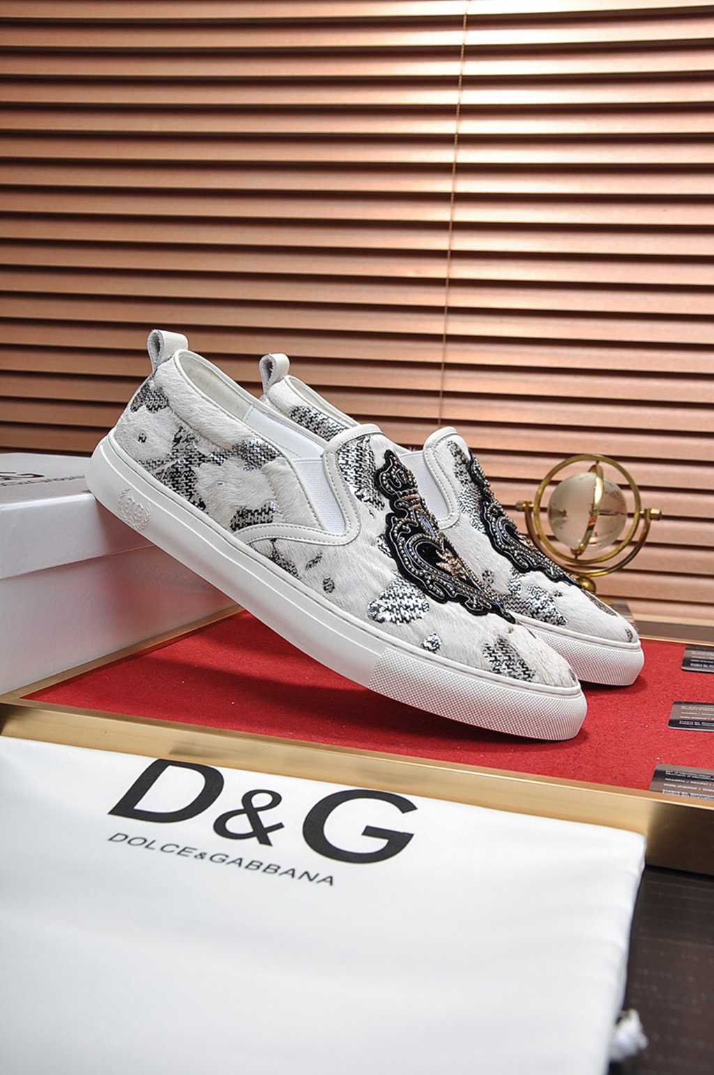 D*G sneaker